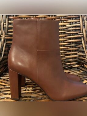 Ann Taylor Vintage Cognac Heeled Boots in size 9. Great condition!